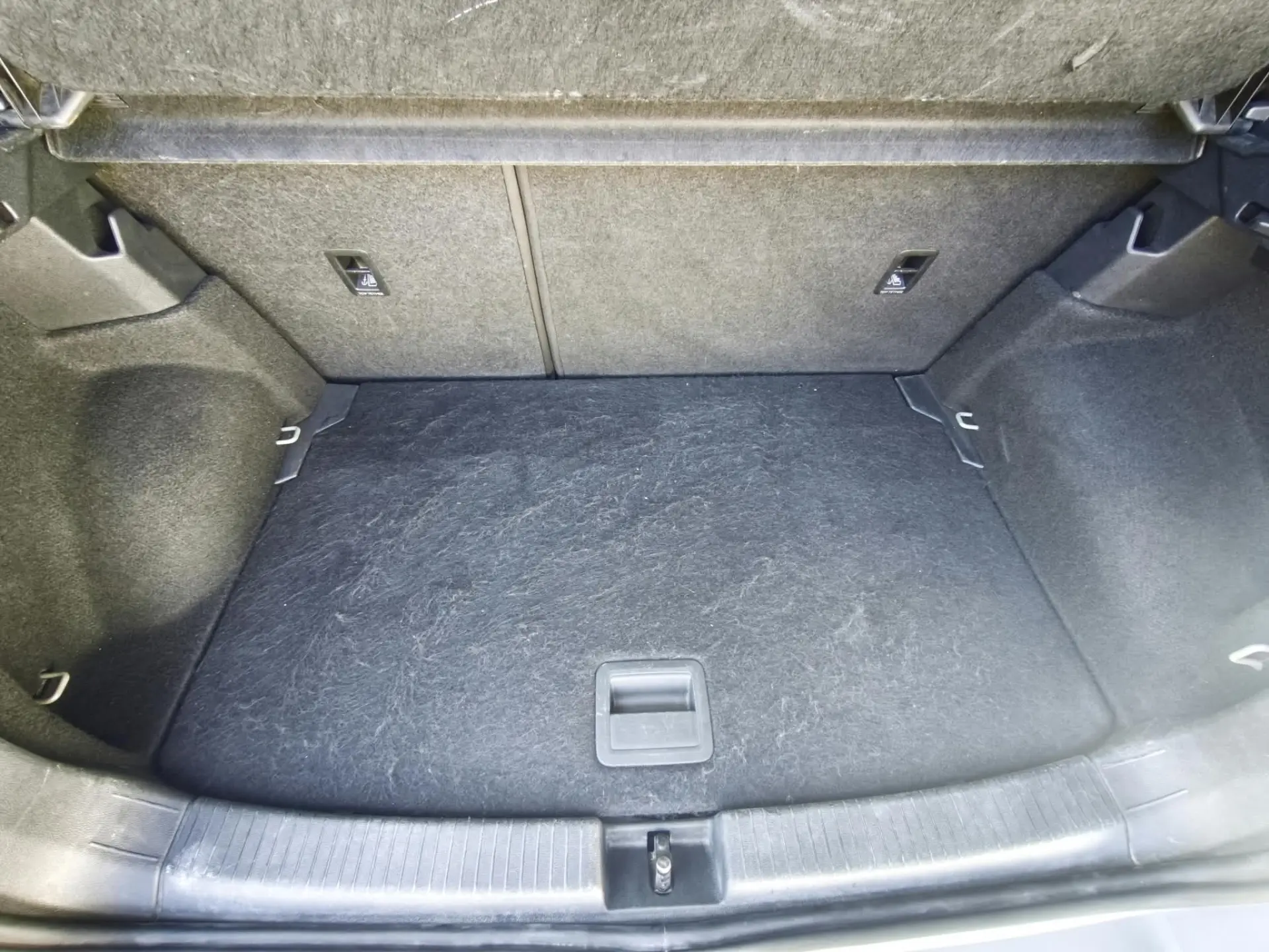 Volkswagen T-Cross 1.0 TSI Life 13