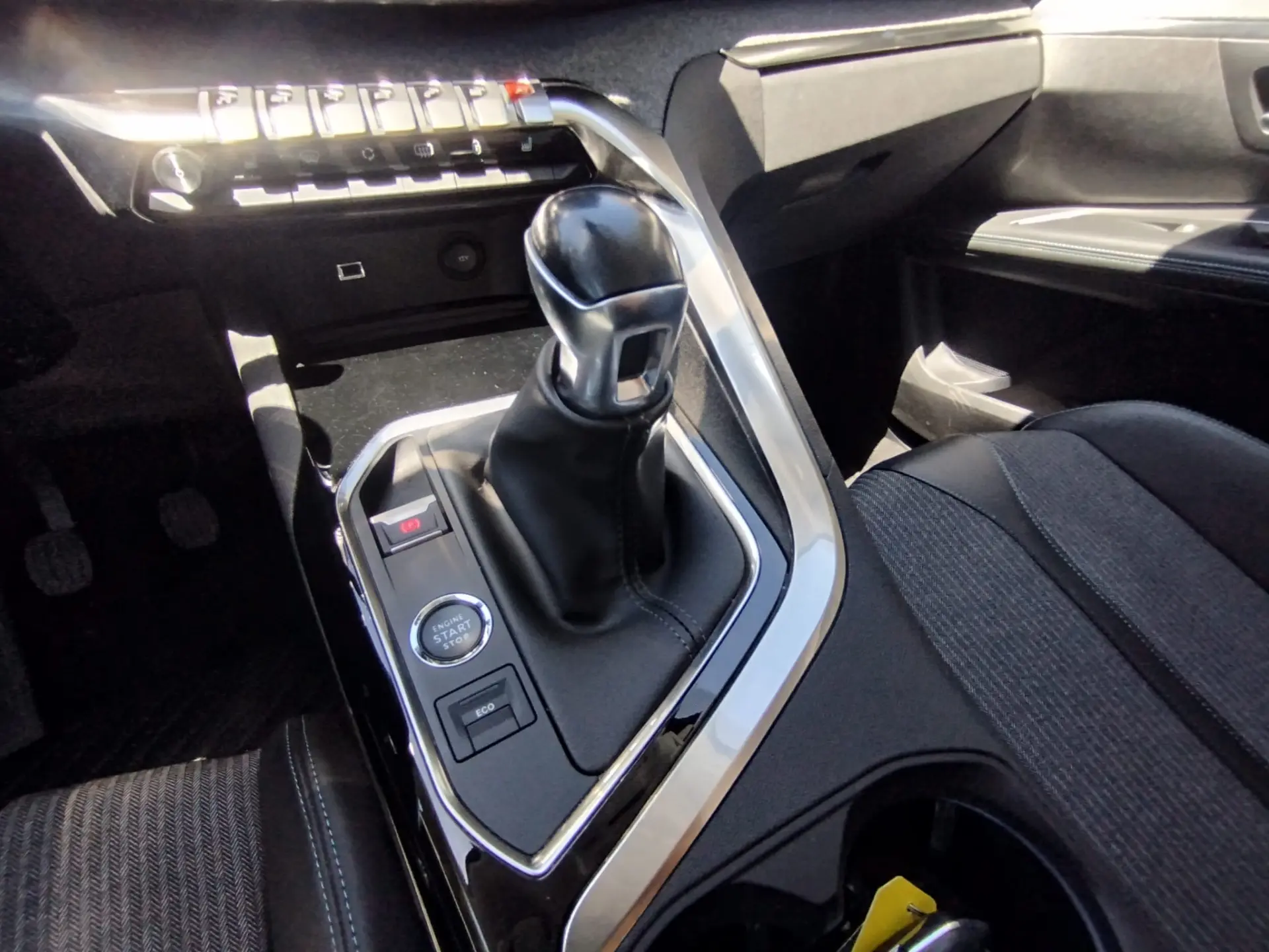 Peugeot 5008 1.2 PureTech Allure Pack 20