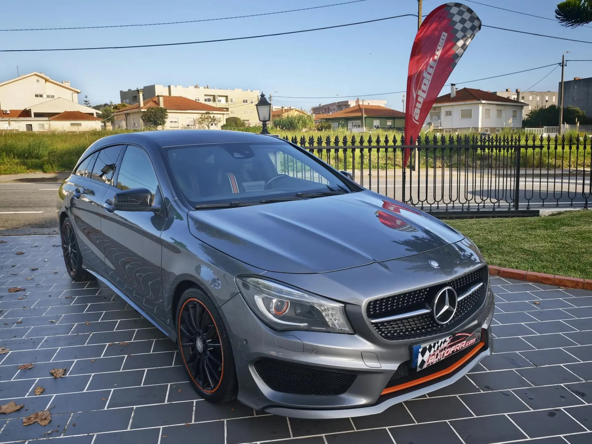 Mercedes-Benz CLA 220 (CDI) d 4Matic 7G-DCT Orange Art Edition 1