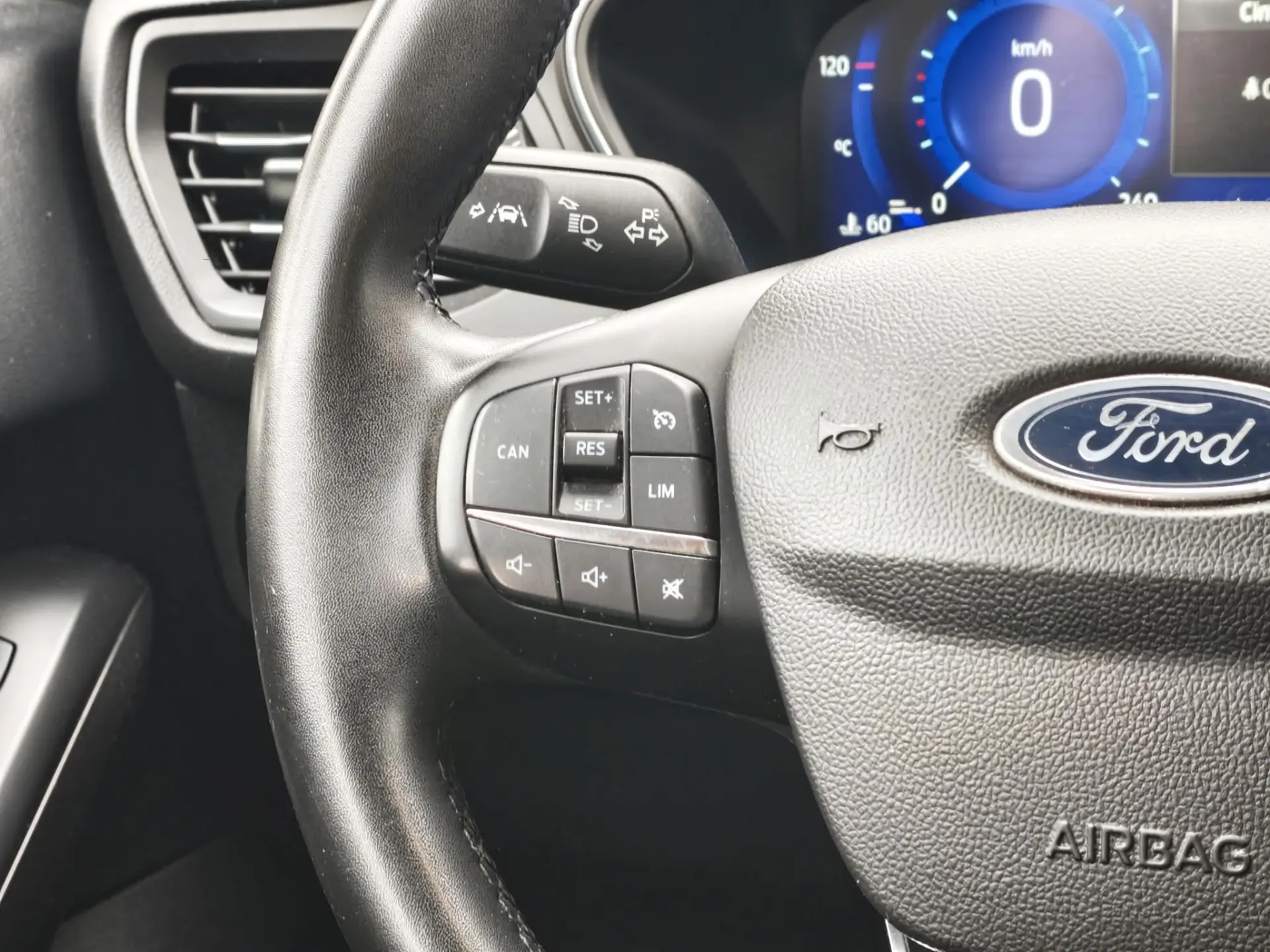 Ford Focus 1.5 EcoBlue S&S Aut. ACTIVE X 26