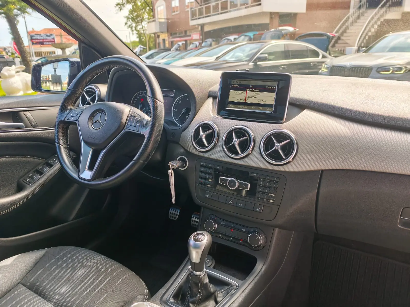 Mercedes-Benz B 200 CDI BlueEFFICIENCY 17