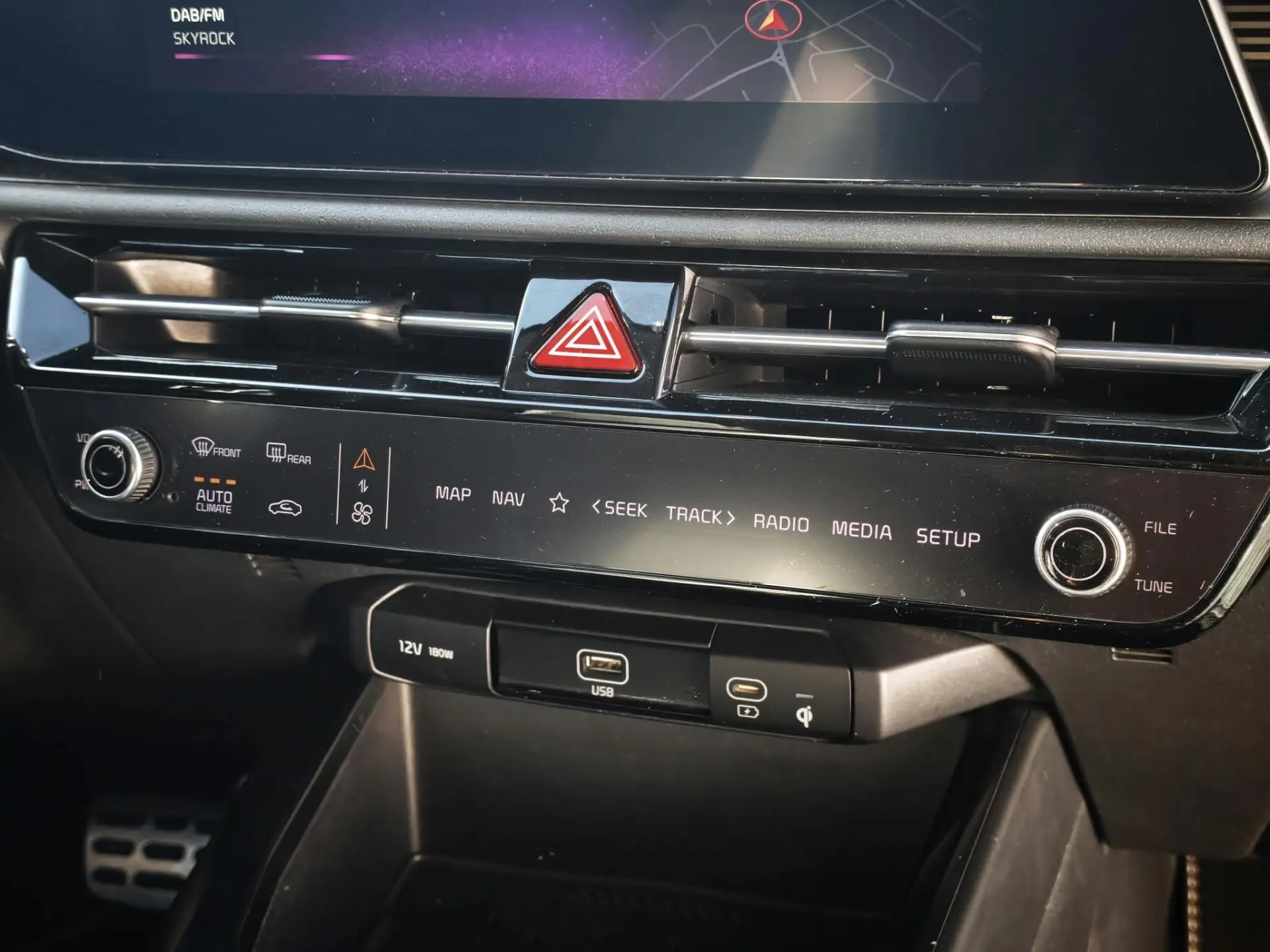 Kia Niro EV 64kWh Tech X 27