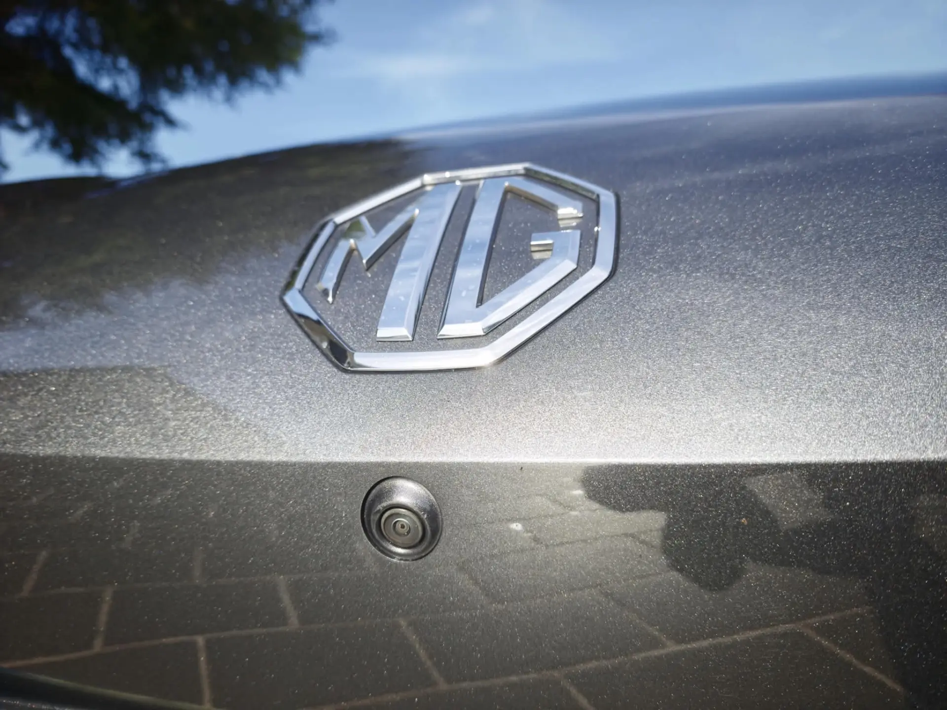 MG MG4 64 kWh Luxury 18