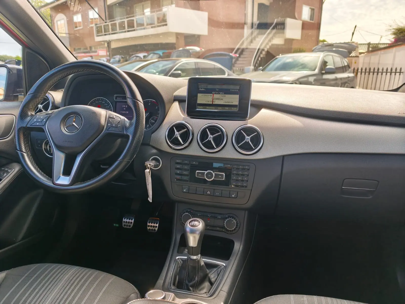 Mercedes-Benz B 200 CDI BlueEFFICIENCY 23
