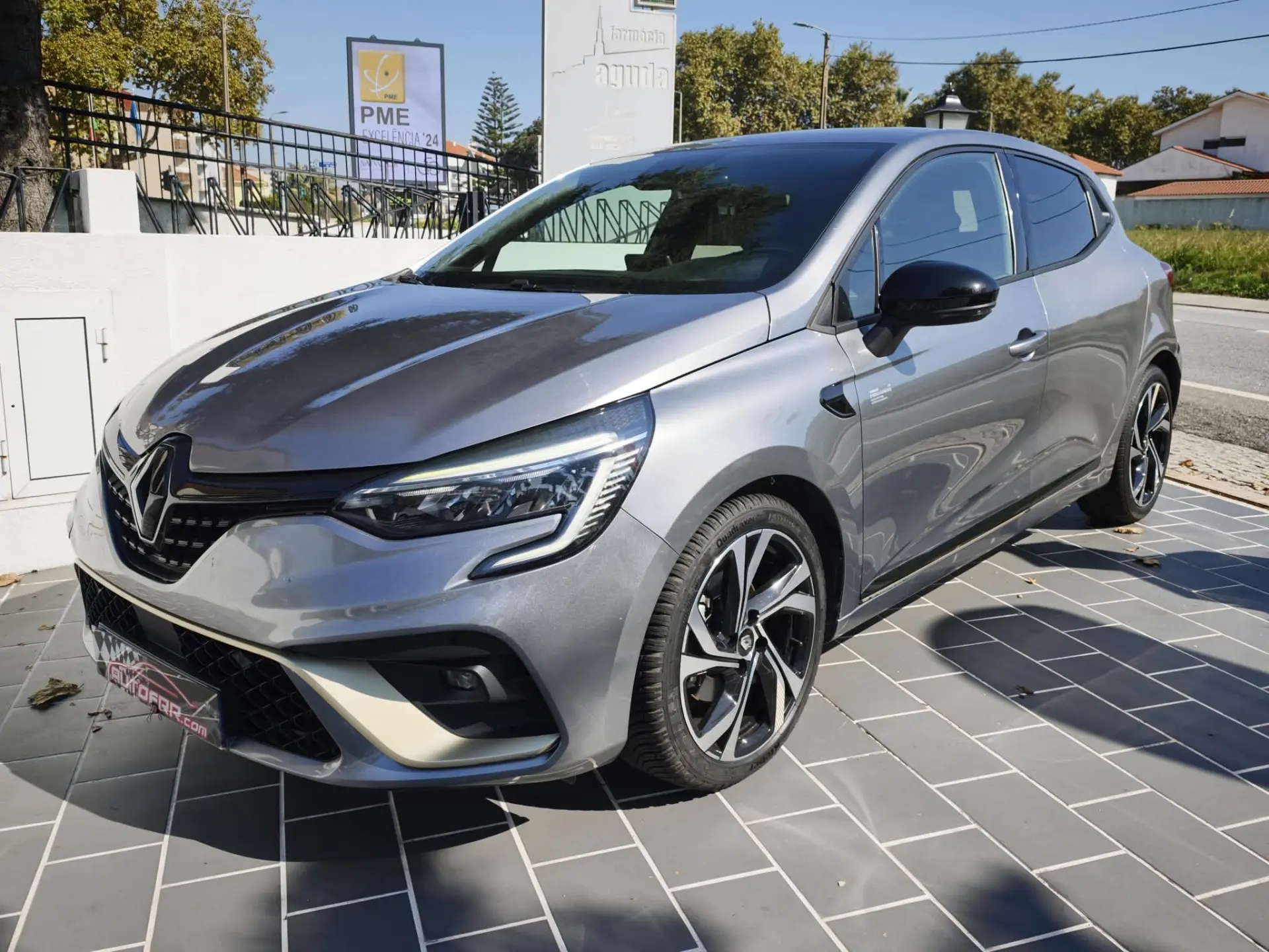 Renault Clio 1.6 E-Tech Full Hybrid RS Line 19