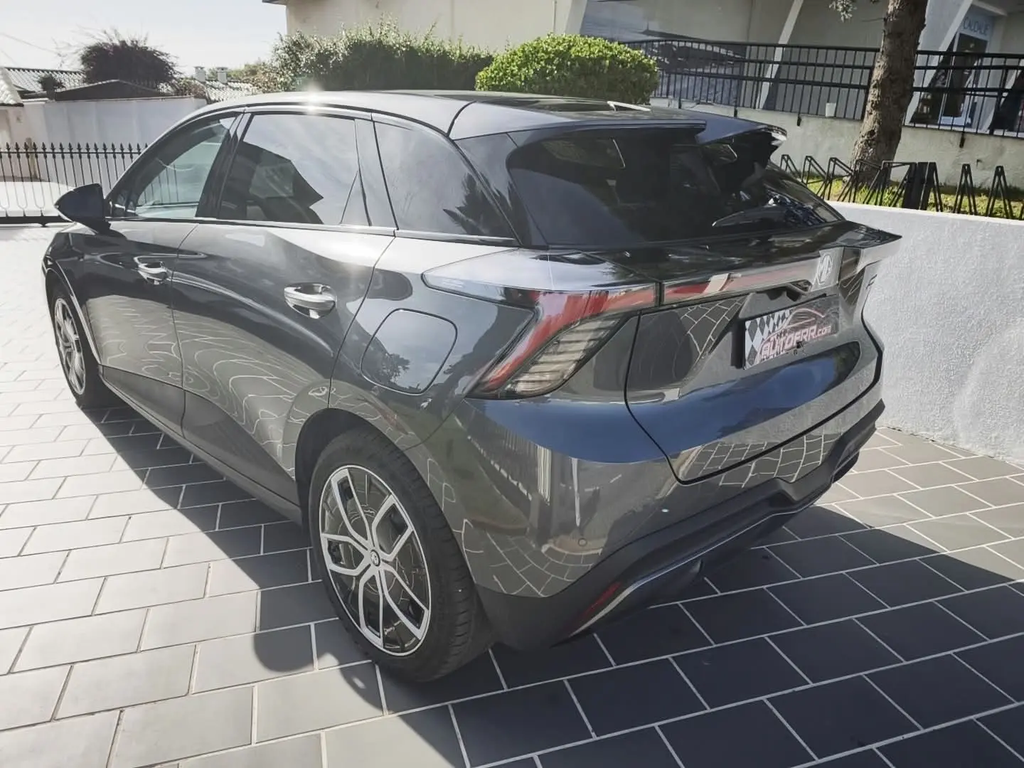 MG MG4 64 kWh Luxury 30