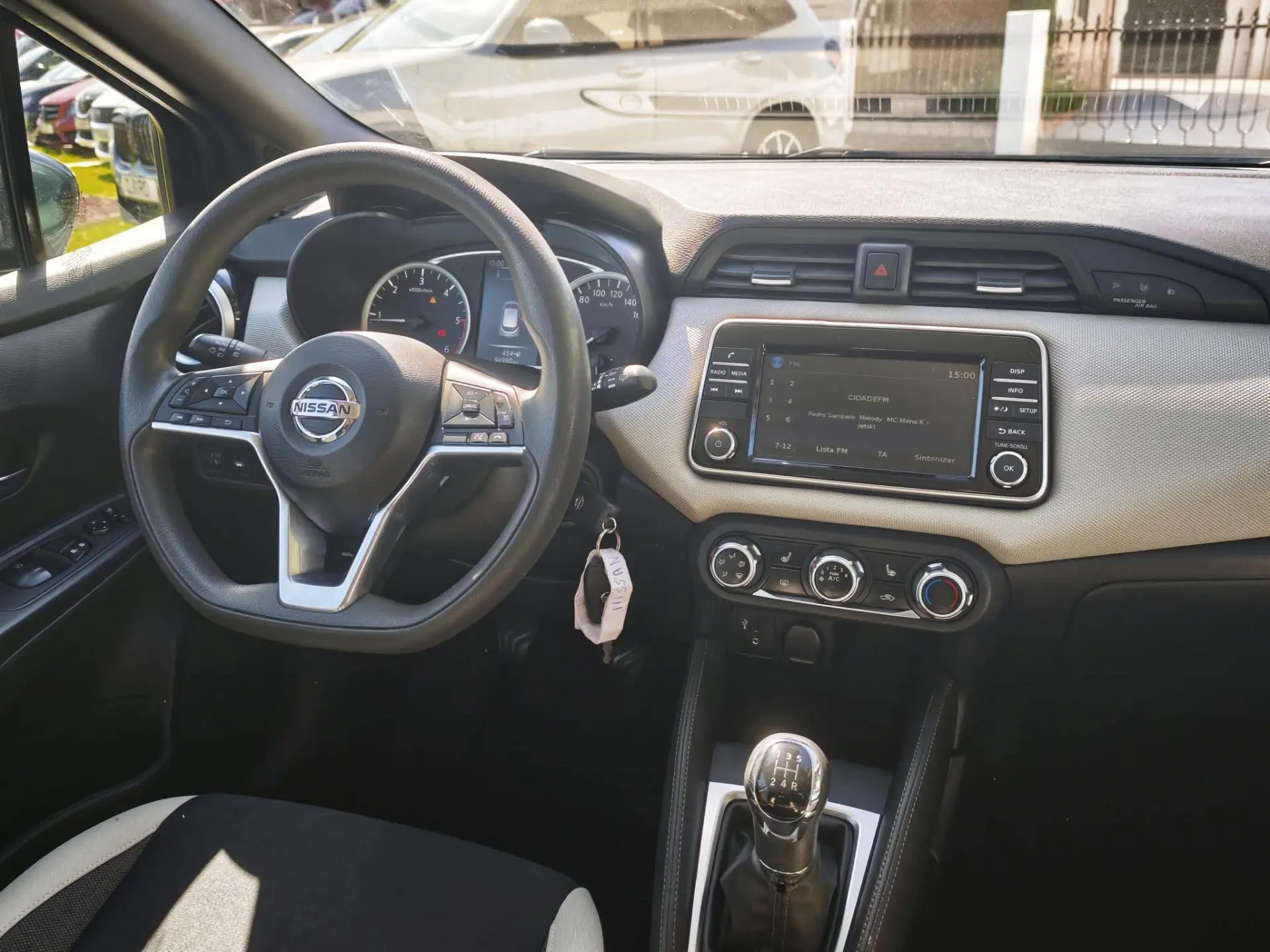 Nissan Micra 1.5 dCi N-Connecta Moonlight S/S 33