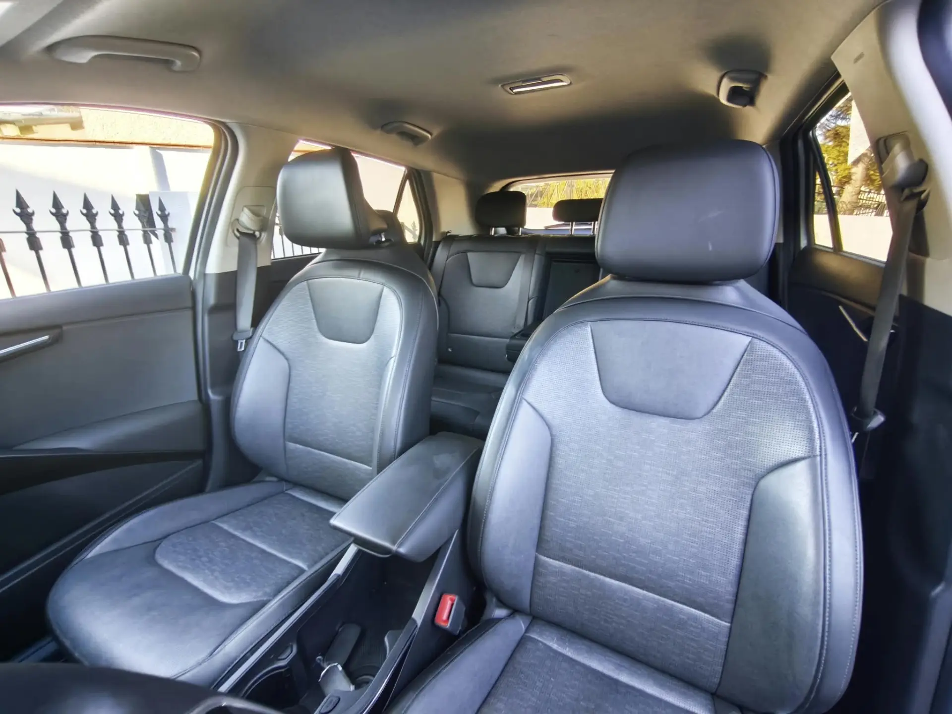 Kia Niro EV 64kWh Tech X 38