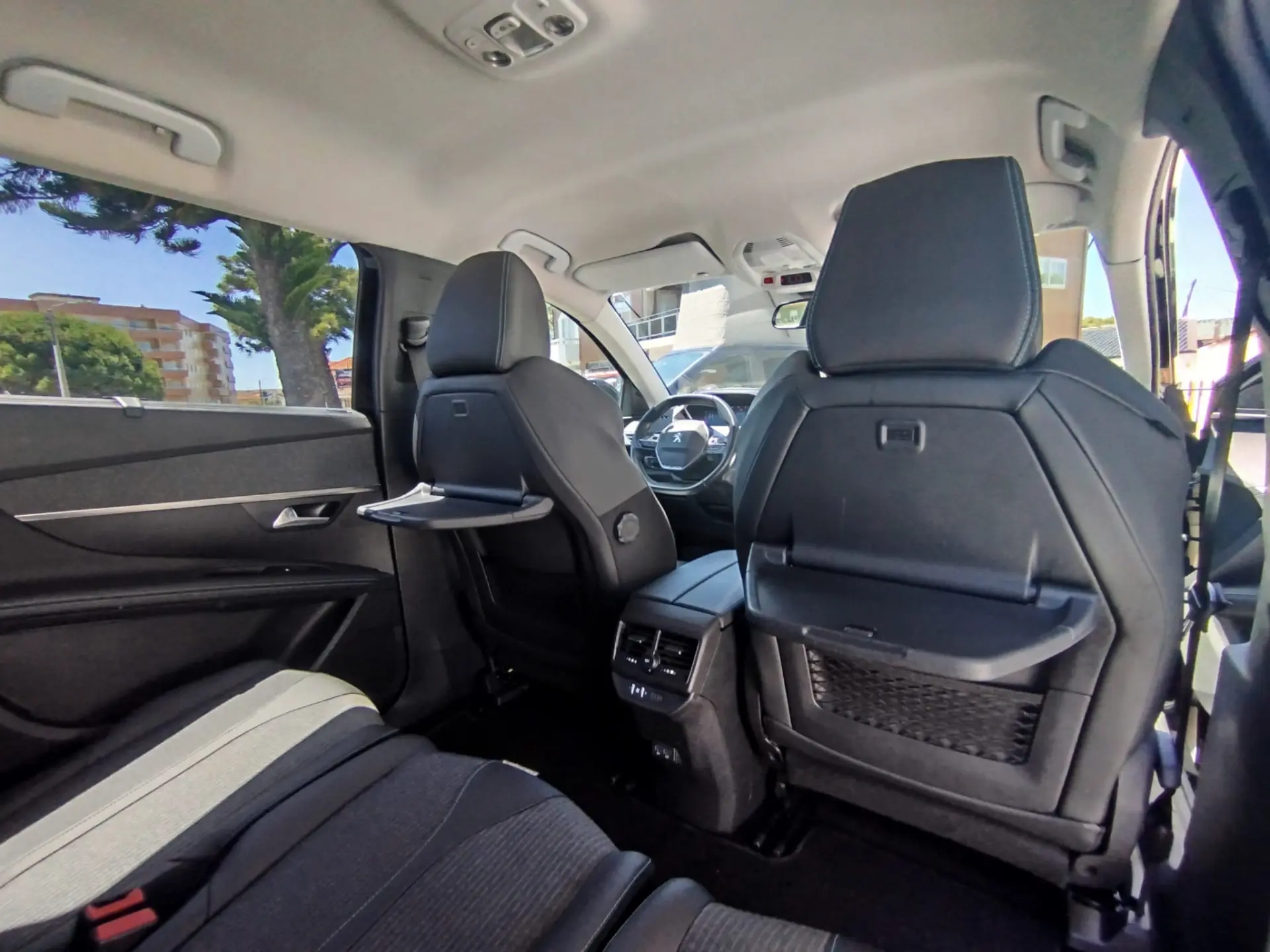 Peugeot 5008 1.2 PureTech Allure Pack 24