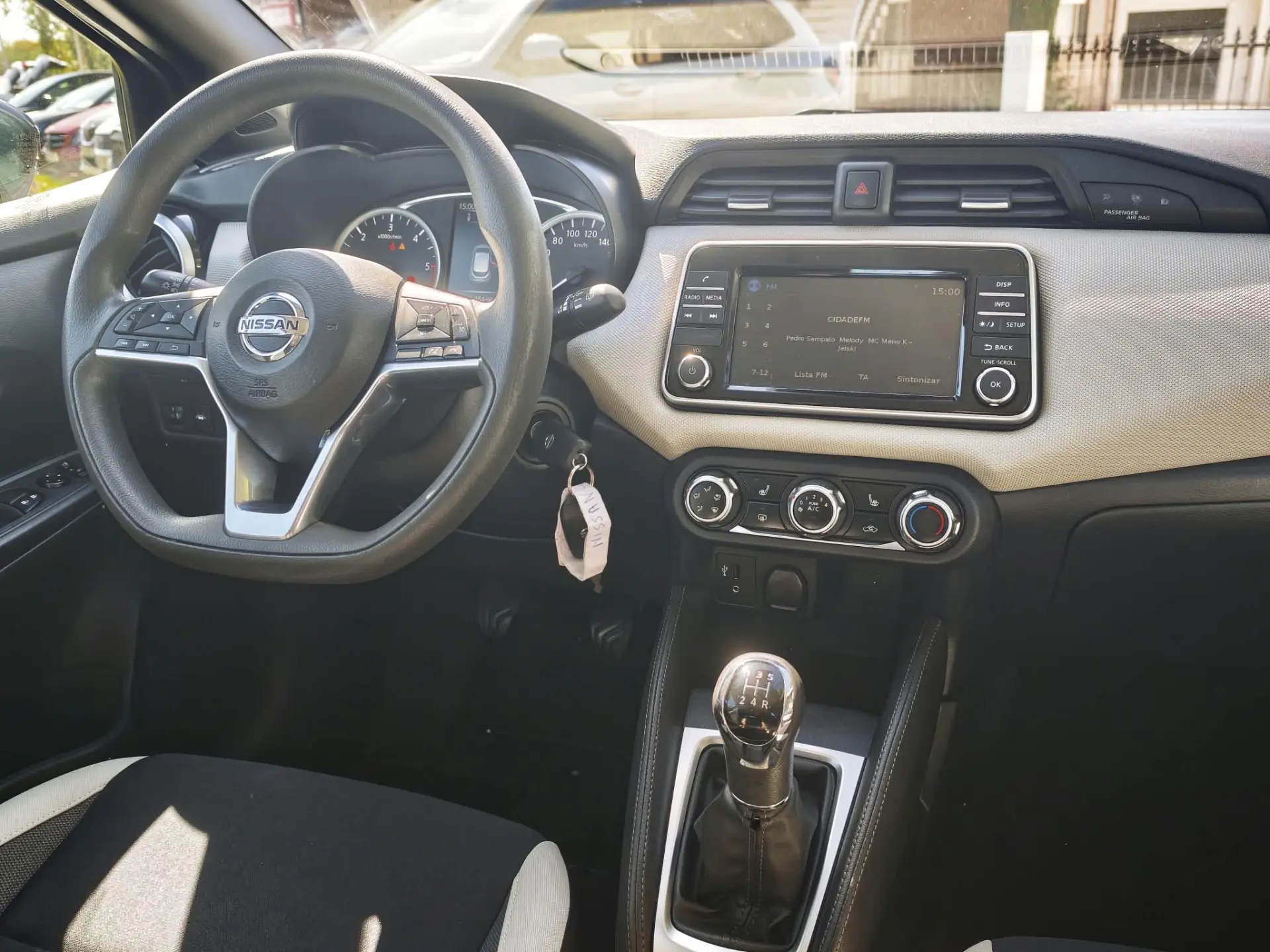 Nissan Micra 1.5 dCi N-Connecta Moonlight S/S 12