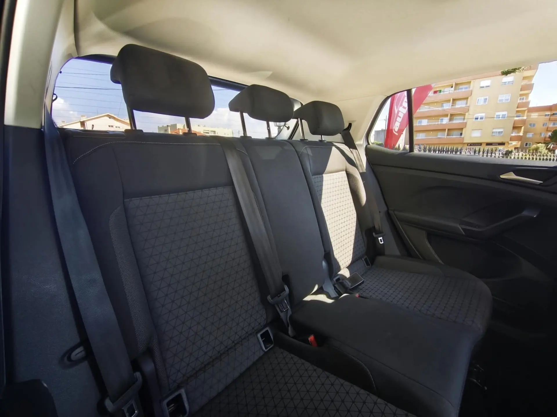Volkswagen T-Cross 1.0 TSI Life 22