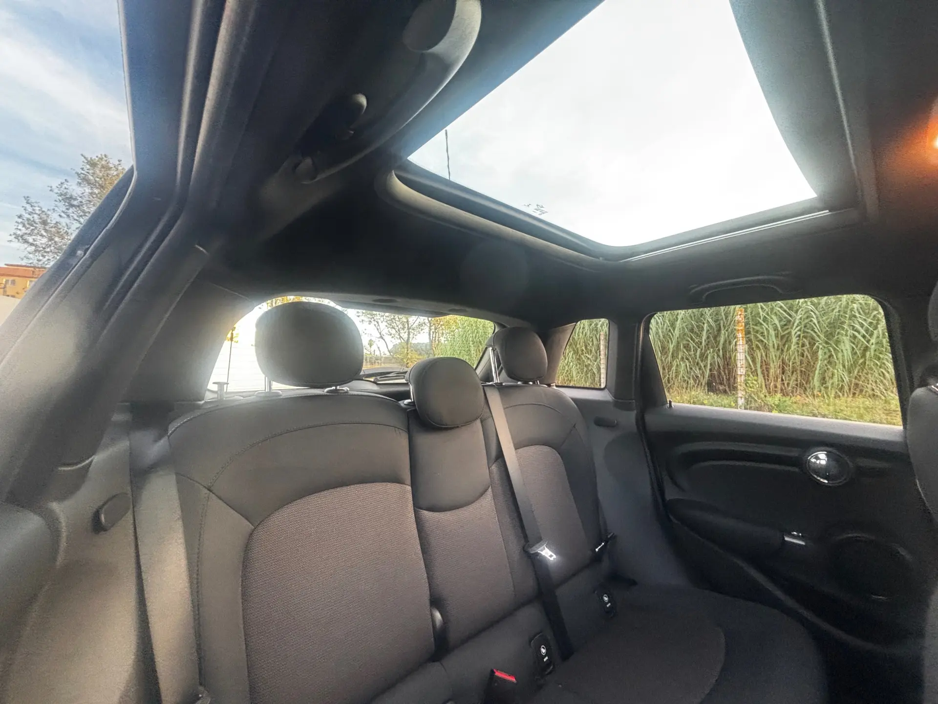 MINI 5 Portas Cooper Premium Yours Auto 12
