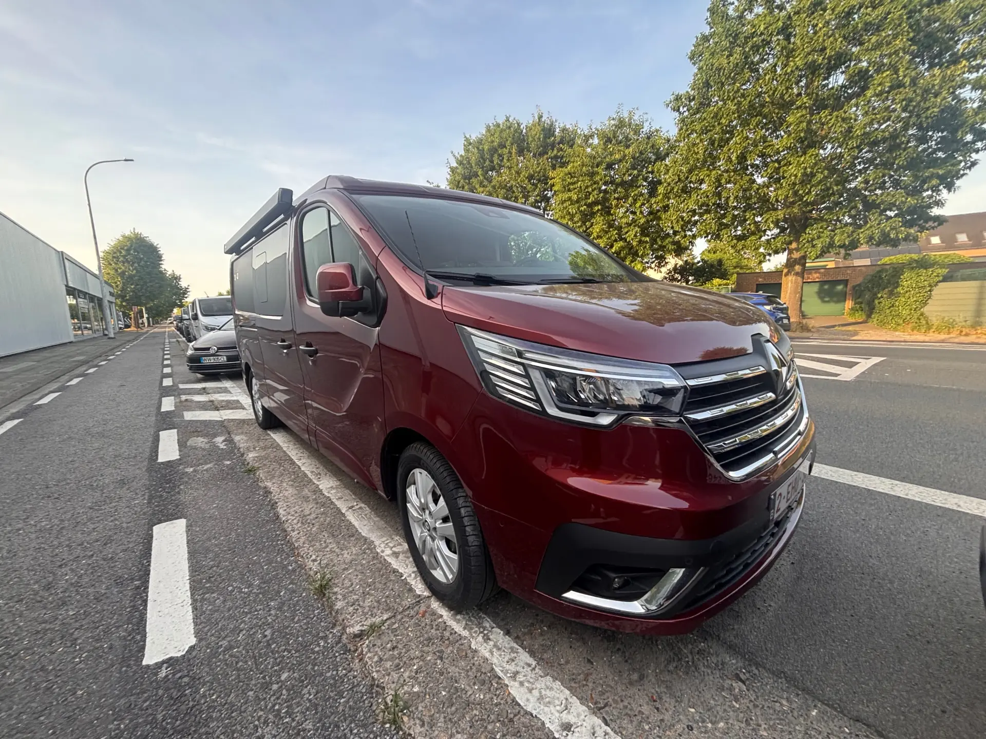Renault Trafic Grand space Nomad 25