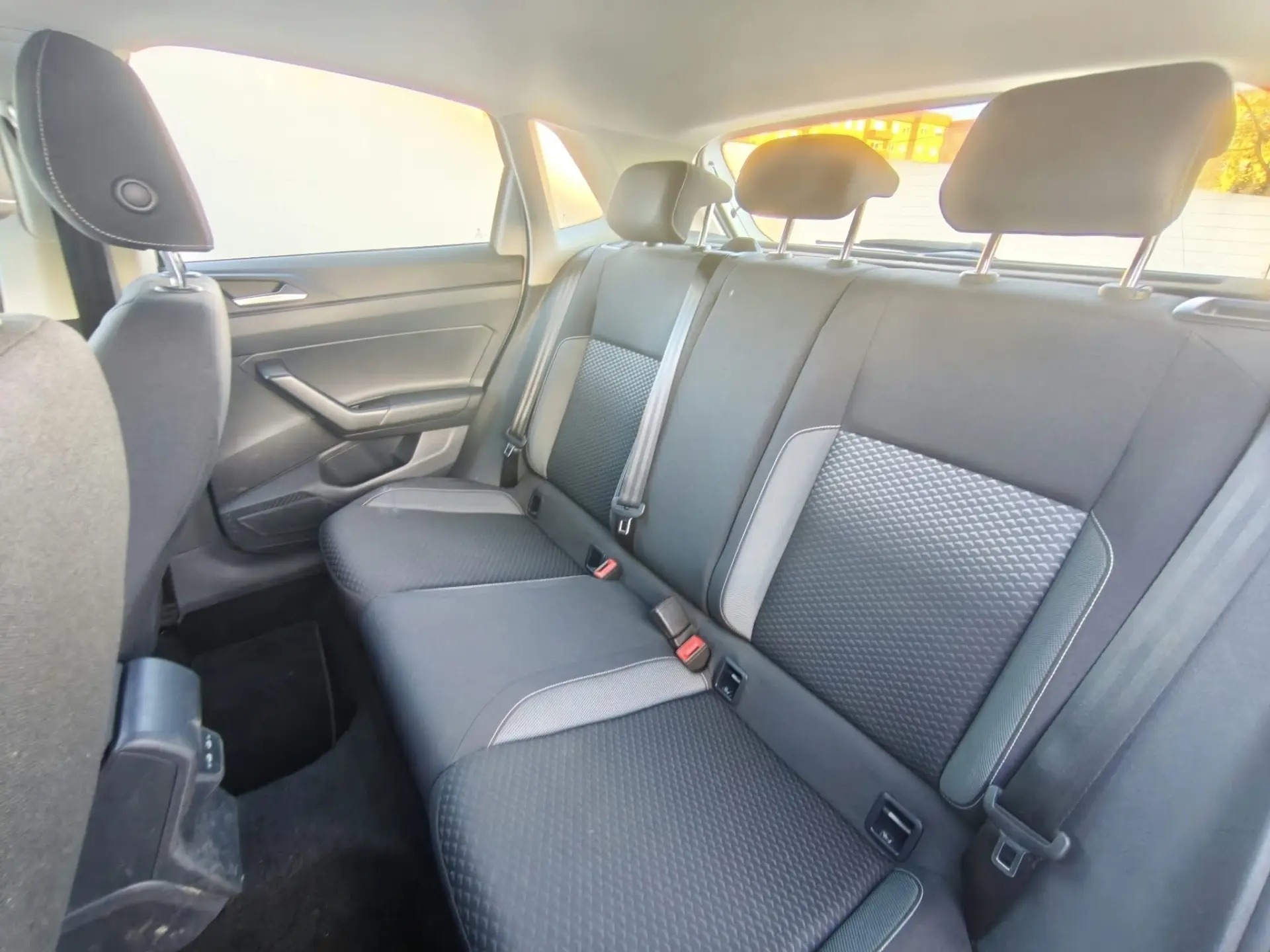 Volkswagen Polo 1.0 TSI OPF DSG Style 4