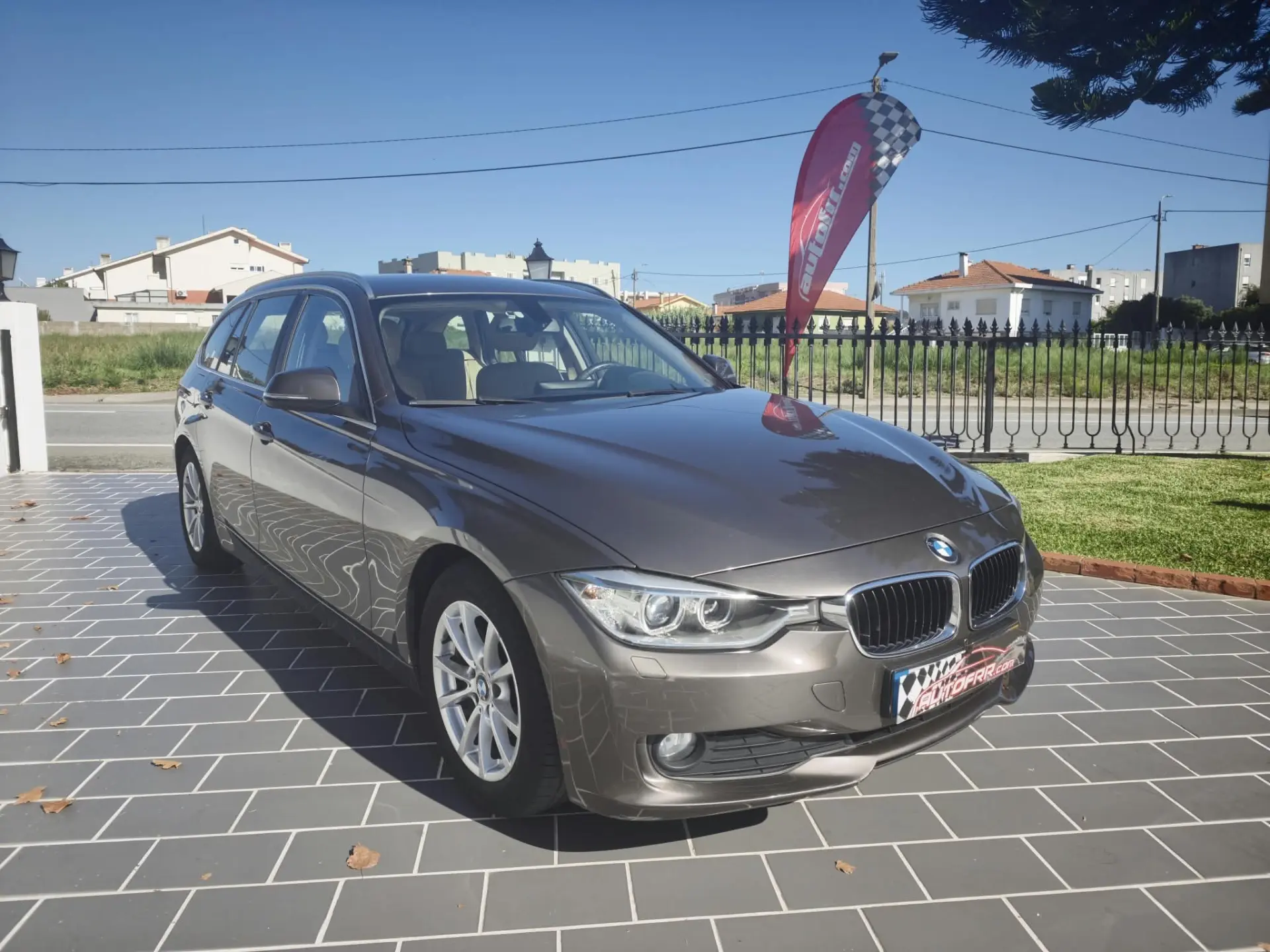 BMW 320 d Aut. Blue Performance Modern Line 1