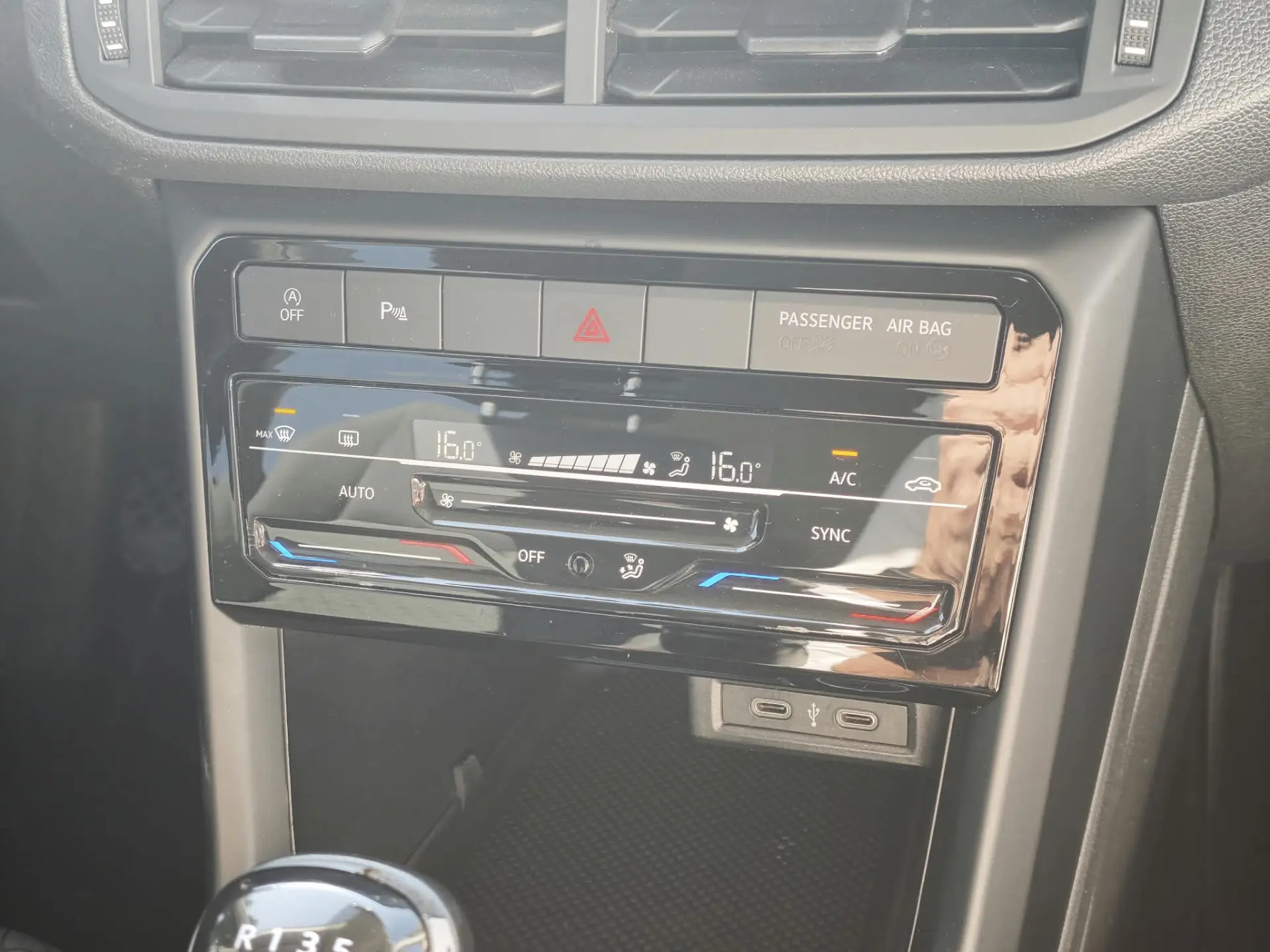 Volkswagen T-Cross 1.0 TSI Life 17