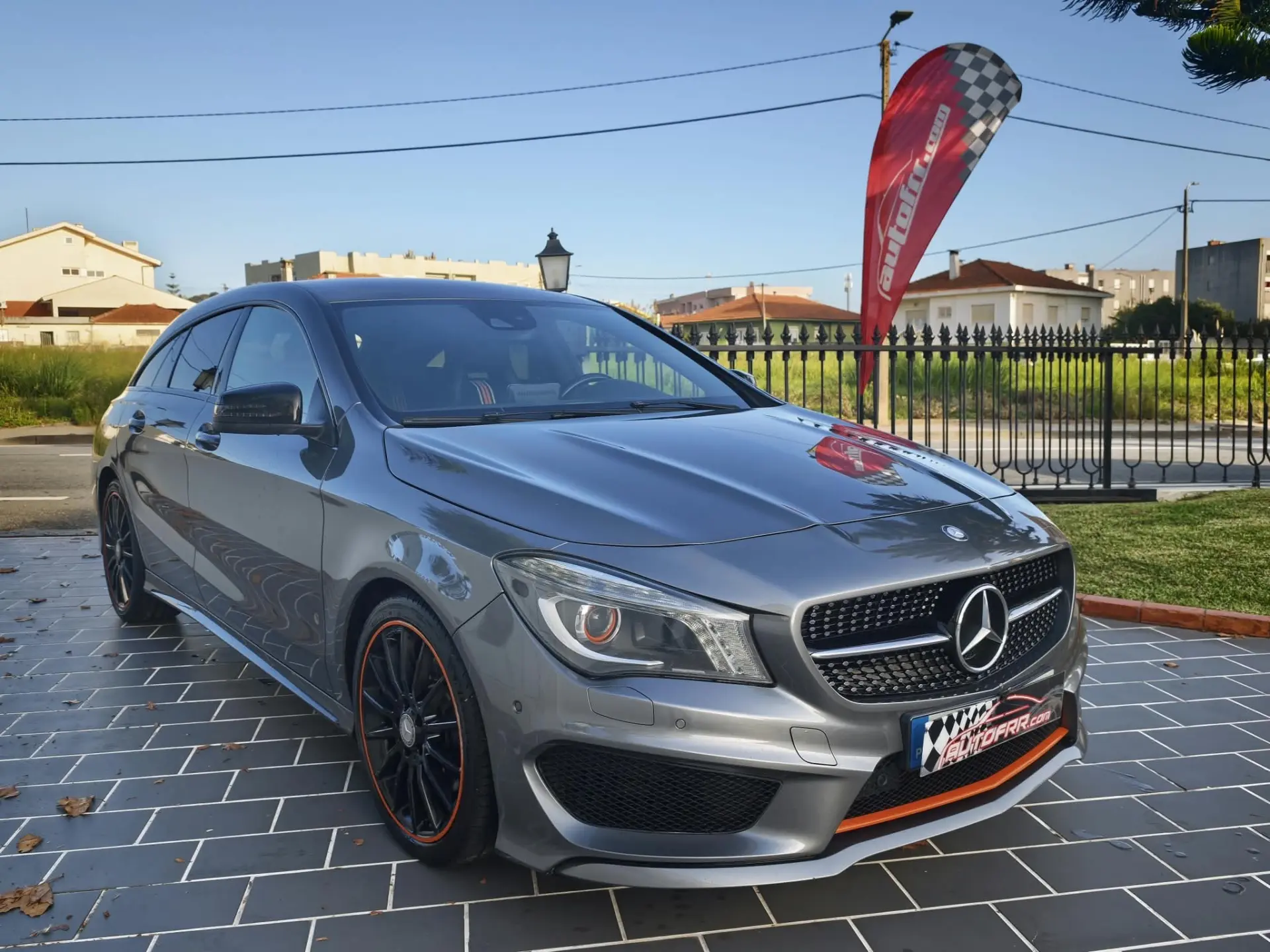 Mercedes-Benz CLA 220 (CDI) d 4Matic 7G-DCT Orange Art Edition 23