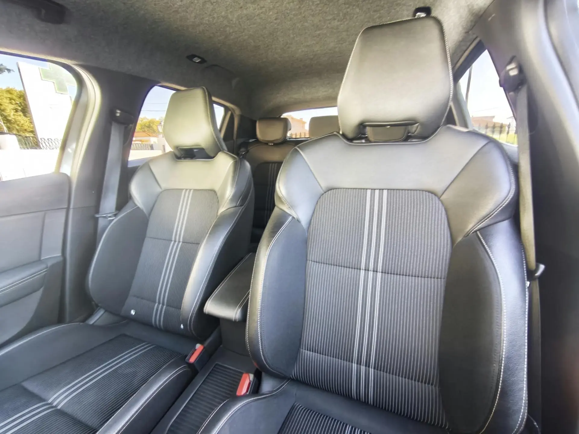 Renault Clio 1.6 E-Tech Full Hybrid RS Line 26