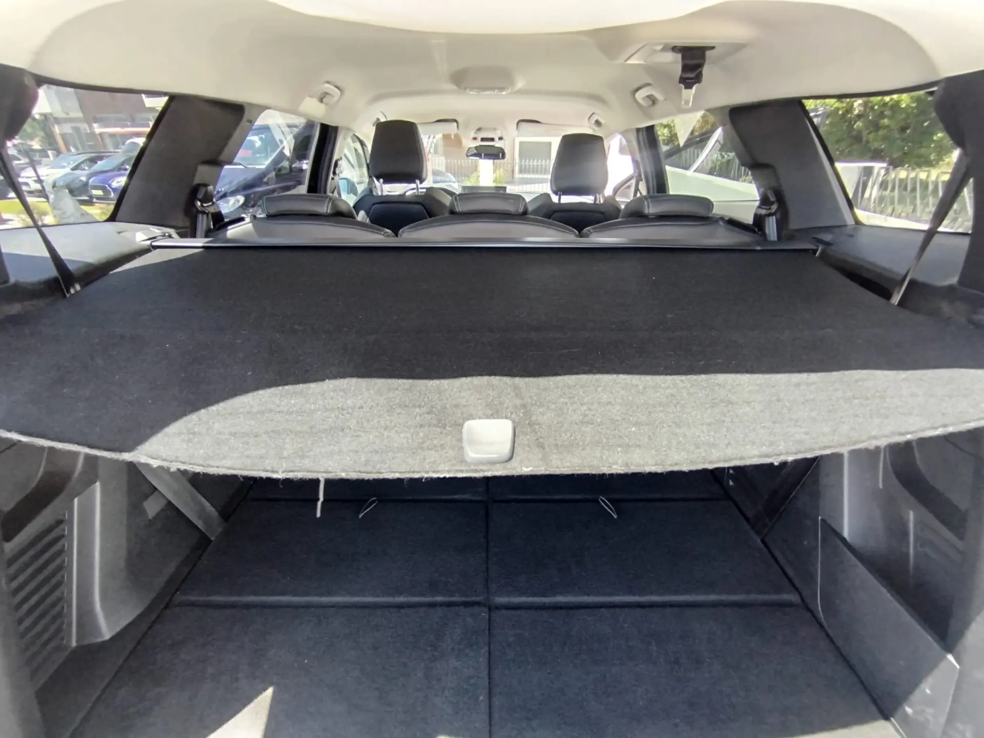 Peugeot 5008 1.2 PureTech Allure Pack 26