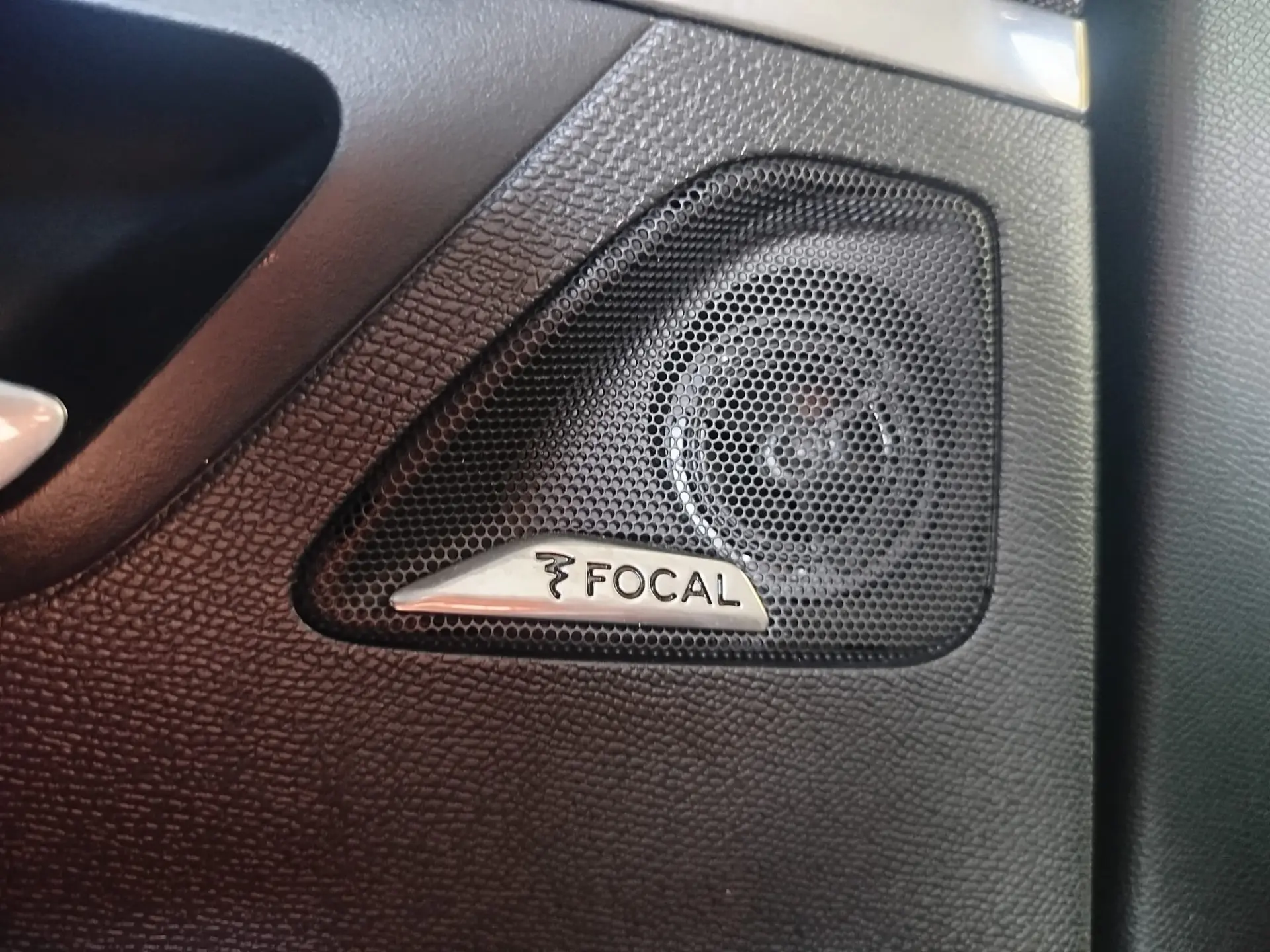 Peugeot 3008 1.2 PureTech GT Line EAT8 10