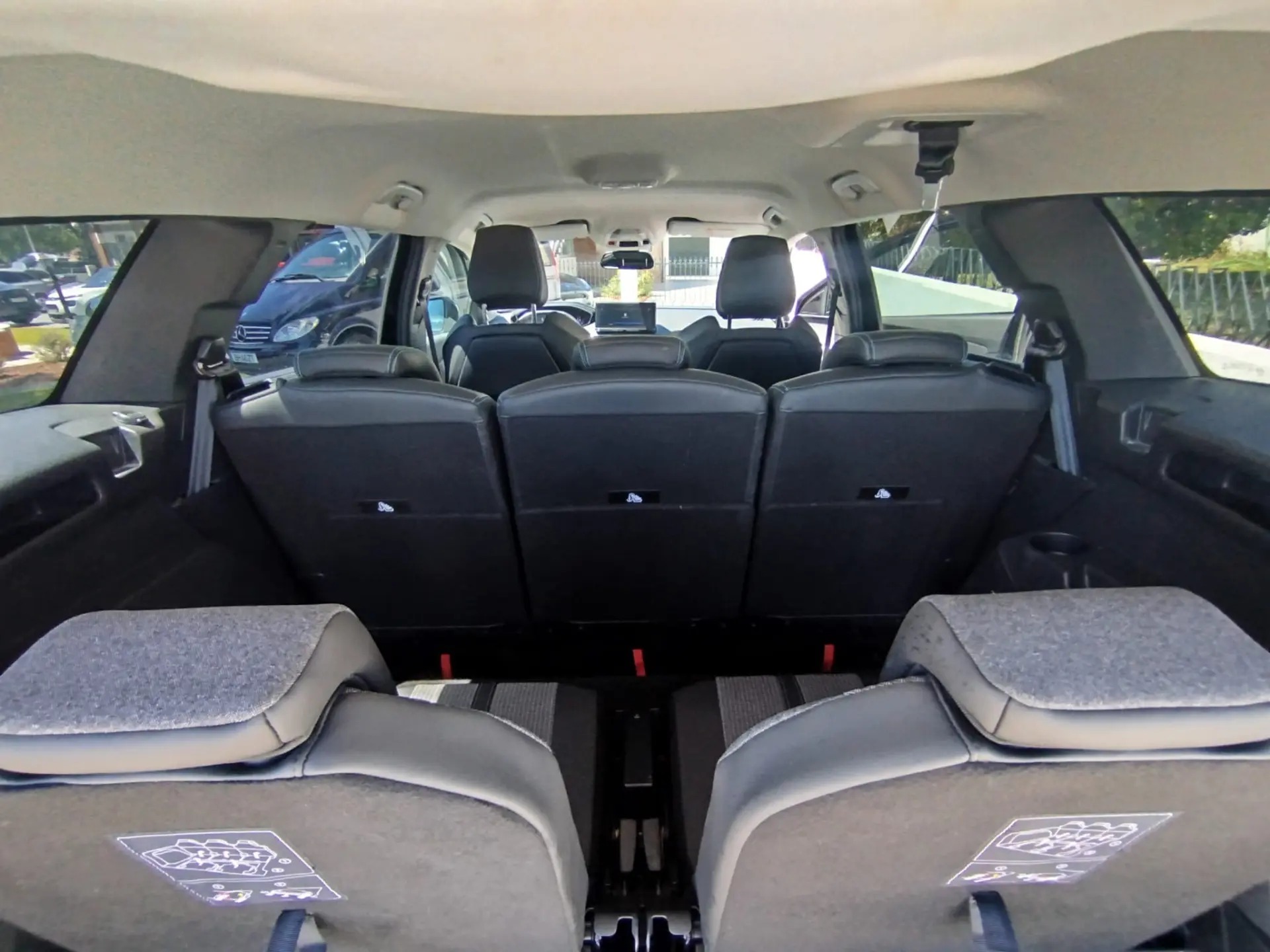 Peugeot 5008 1.2 PureTech Allure Pack 23