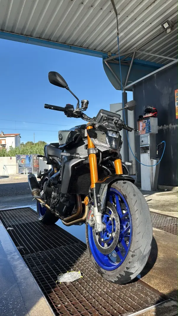 Yamaha MT-09 4