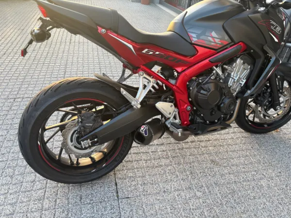 Honda CB 4