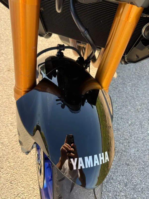 Yamaha MT-09 11