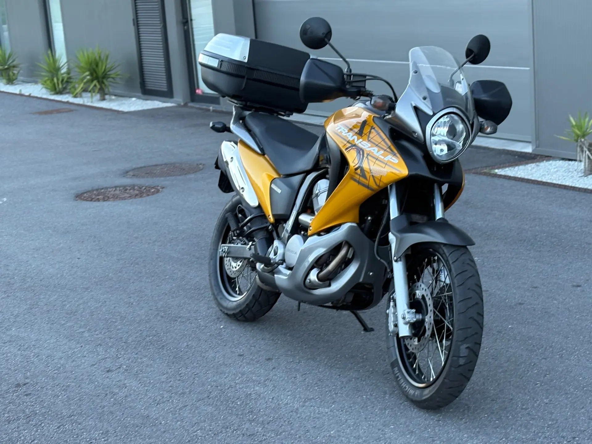 Honda Transalp Transalp 700 Abs 1