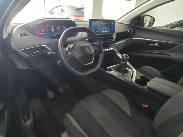 Peugeot 3008 5