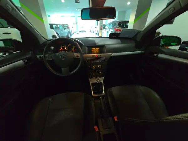 Opel Astra 10