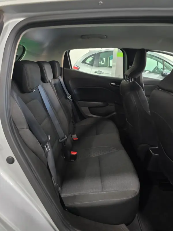 Renault Clio 1.0 Tce Intens 7