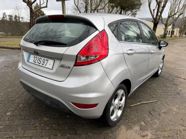 Ford Fiesta Outro 3