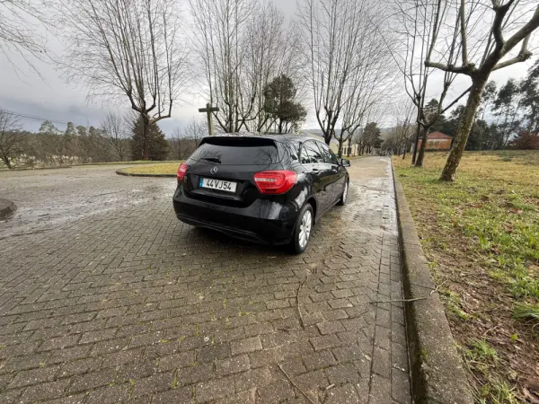 Mercedes-Benz A 180 9