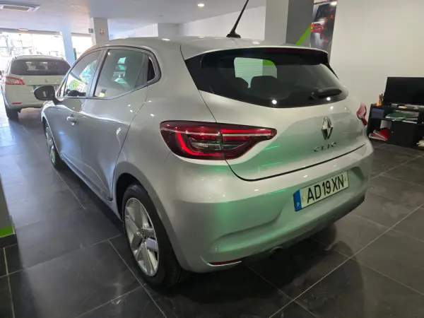 Renault Clio 1.0 Tce Intens 3
