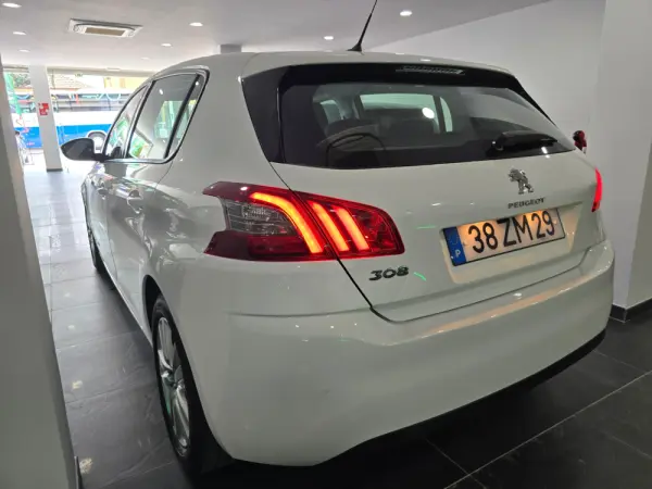 Peugeot 308 3