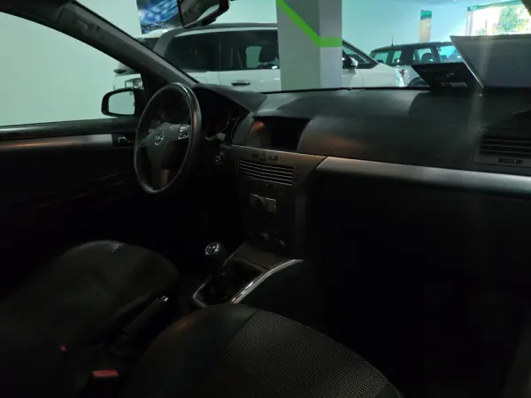 Opel Astra 6