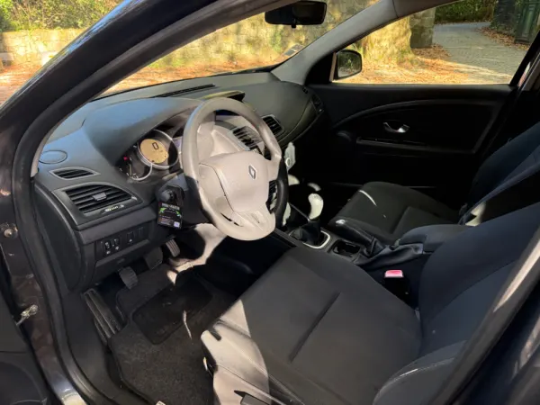 Renault Mégane Outro 4