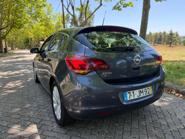 Opel Astra null 4