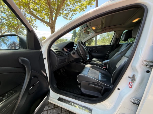 Renault Mégane 1.5 dCi Bose Edition SS 7