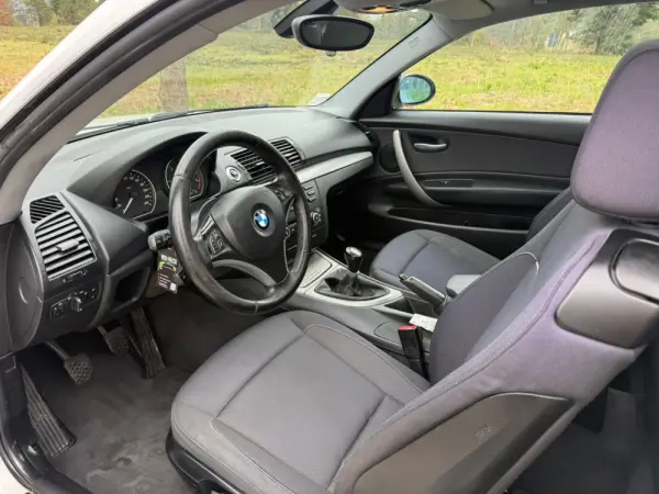 BMW 118 6