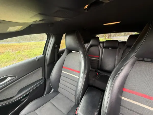 Mercedes-Benz A 180 11