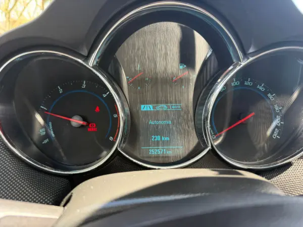 Chevrolet Cruze SW 8