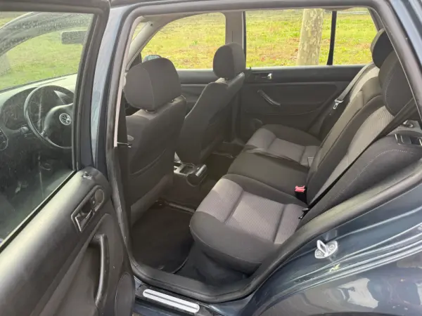 Volkswagen Golf 1.6i 25 Anos 5