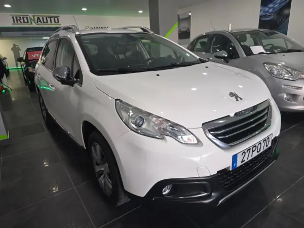 Peugeot 2008 1.2 Vti 2