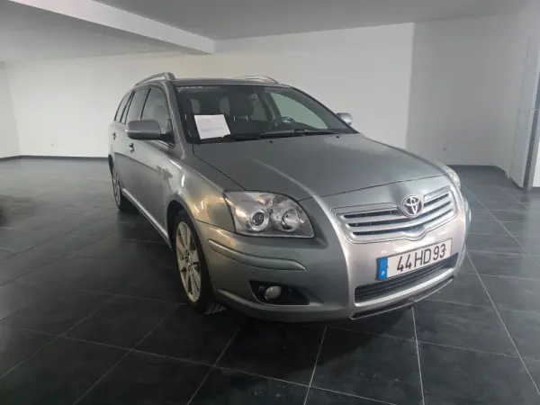 Toyota Avensis SW 2