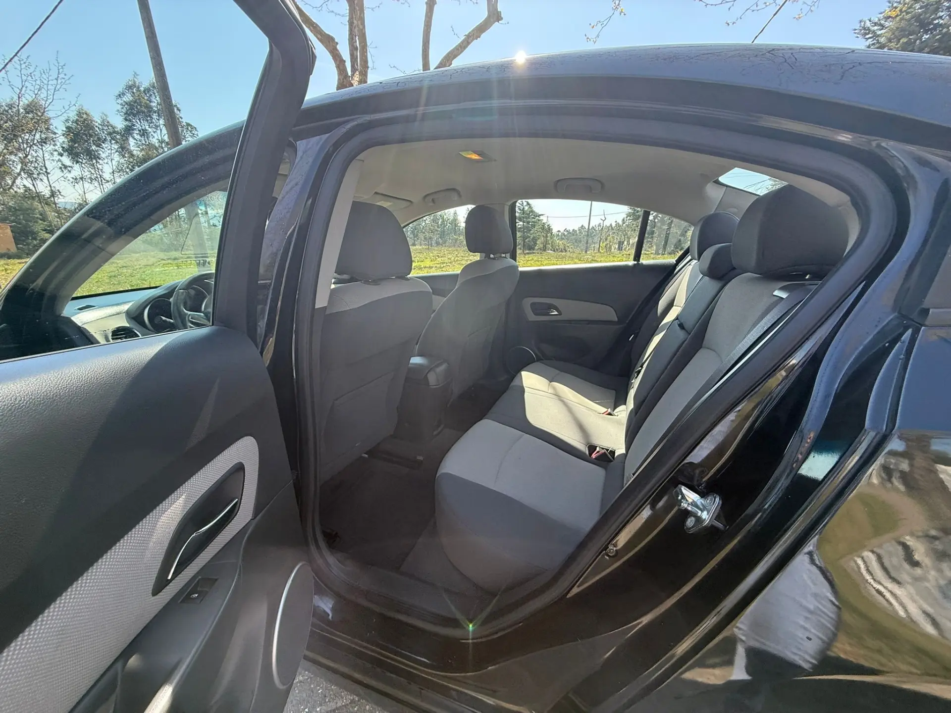 Chevrolet Cruze LS 10