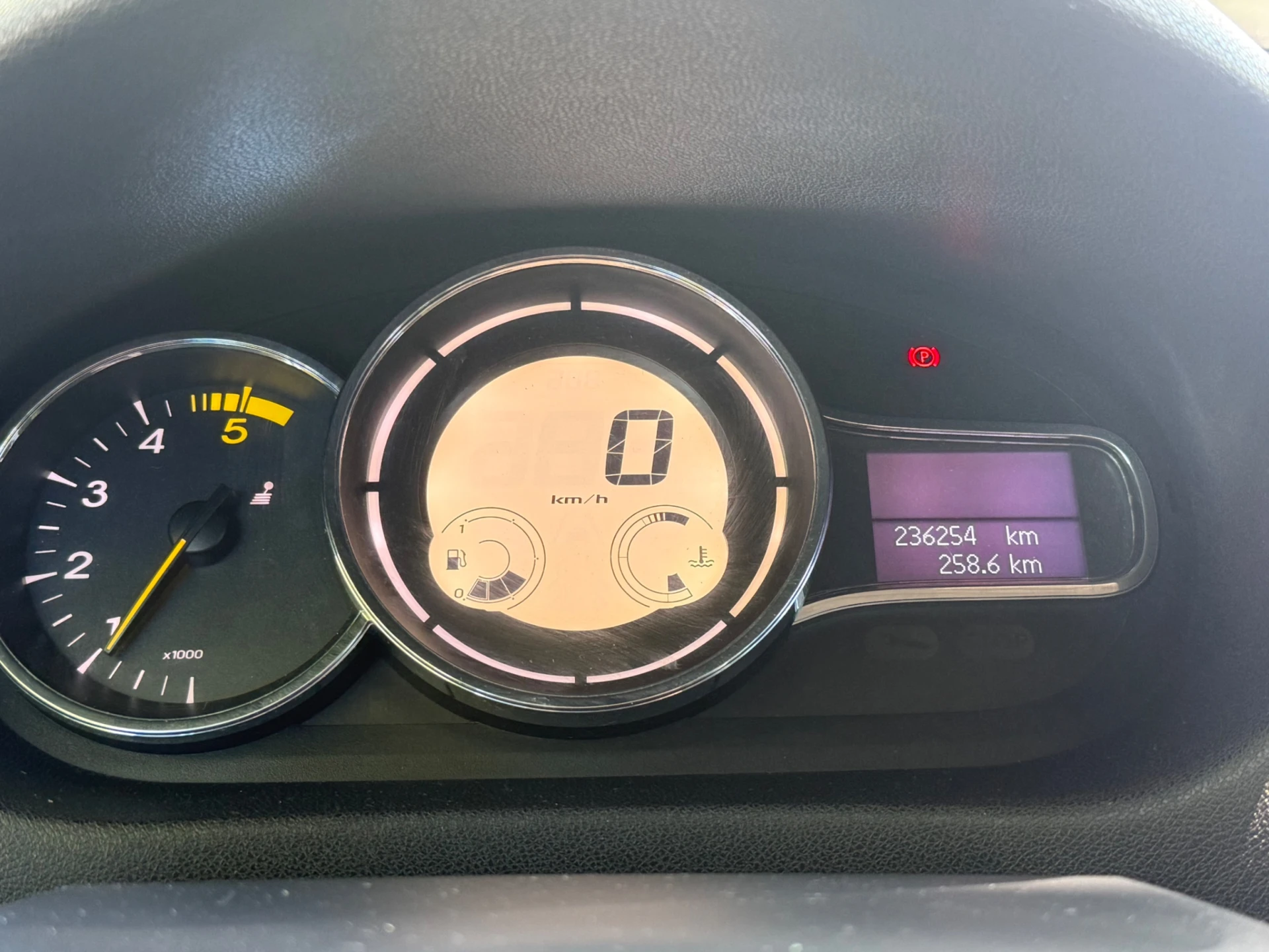 Renault Mégane 1.5 dCi Bose Edition SS 9