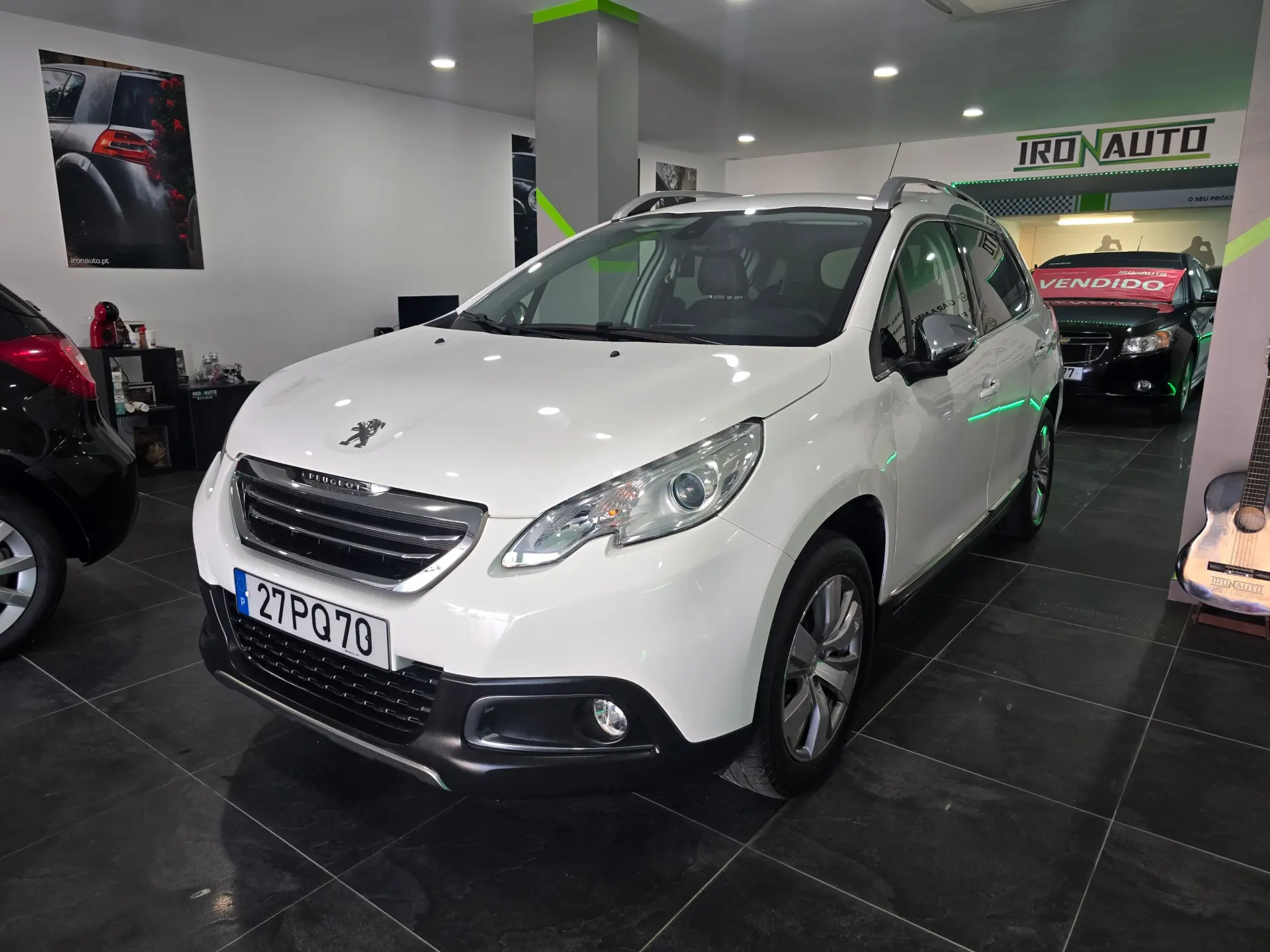 Peugeot 2008 1.2 Vti 1