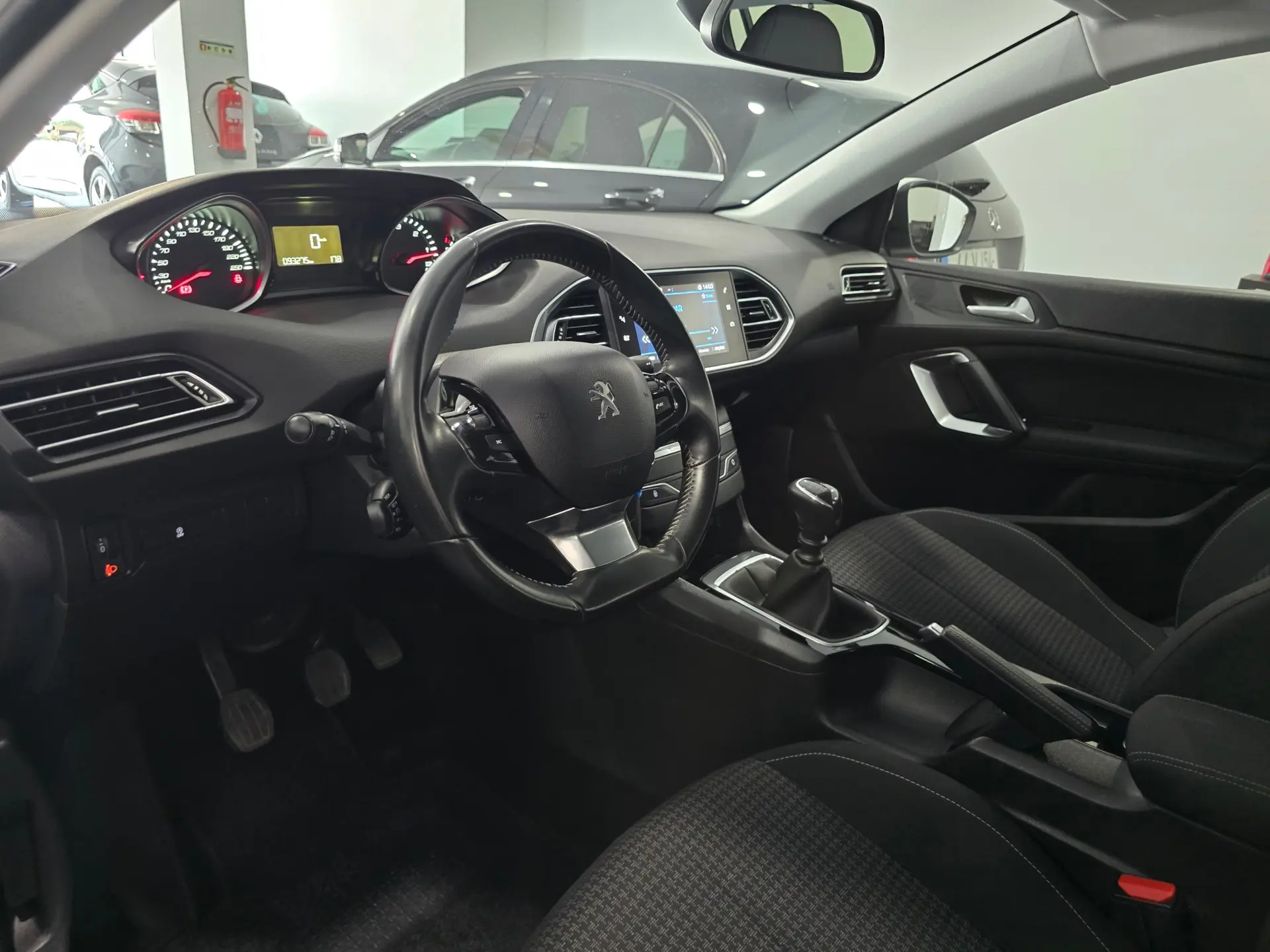 Peugeot 308 6
